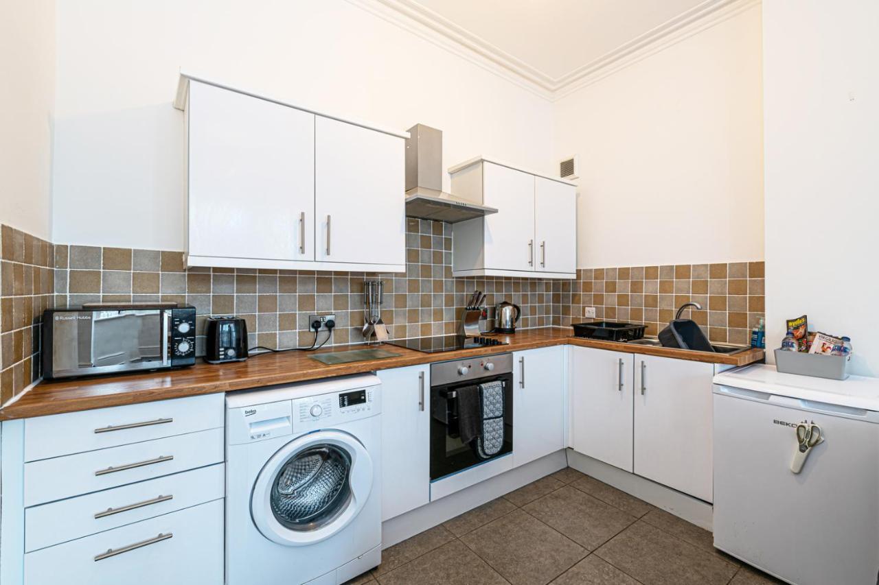 One Bedroom Holiday Apartment 科尔温湾 外观 照片